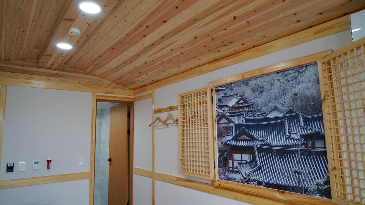 The Jeongga Vandrerhjem Jeonju Eksteriør bilde